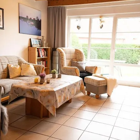 Tillmann Ii In Hooksiel Mit Hund Holiday home